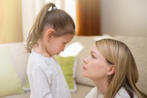 Как избавиться от заикания у ребенка в раннем возрасте?